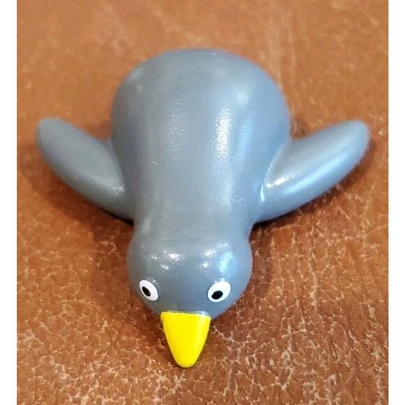 Peppa Pig Daddy Pig Rebecca Rabbit Ginny Giraffe Ms Gazelle 2 Penguins Playset - Picture 13 of 16